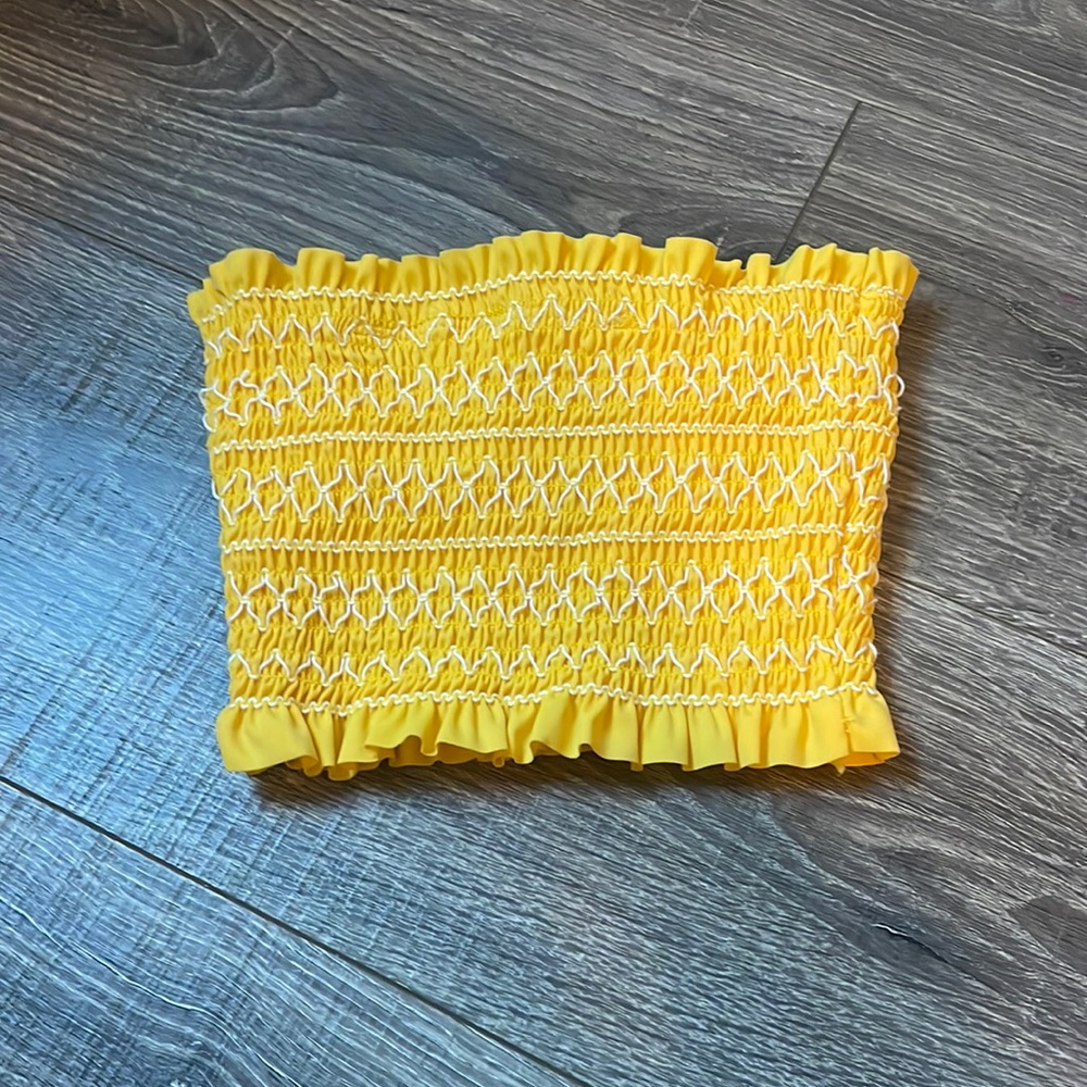 Strapless swim top